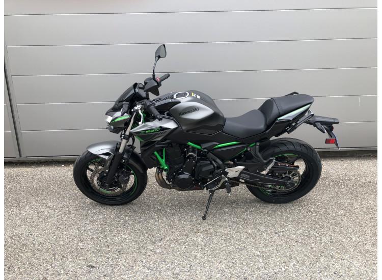 KAWASAKI Z650 A2