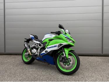 KAWASAKI Ninja ZX-4RR