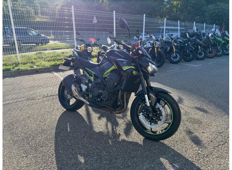 KAWASAKI Z900