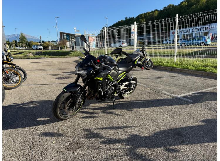 KAWASAKI Z900
