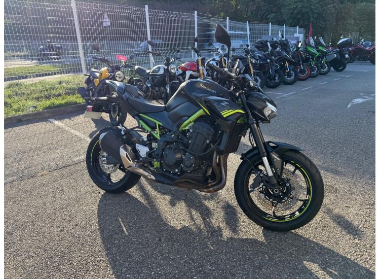 KAWASAKI Z900