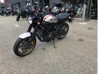 YAMAHA XSR 700 TRIBUTE