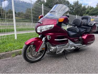 HONDA GL1800 GOLDWING