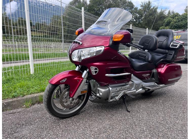 HONDA GOLDWING