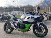 KAWASAKI NINJA 7 HYBRID