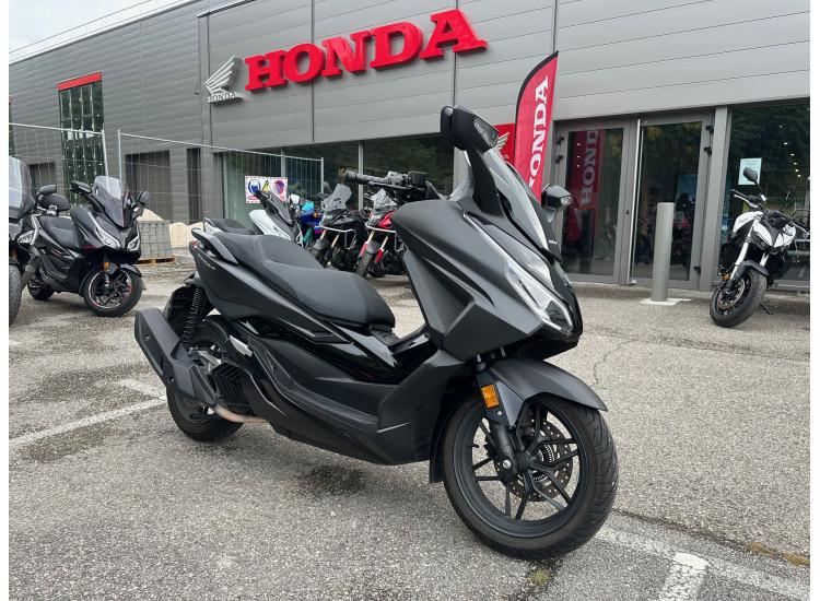 HONDA FORZA 125