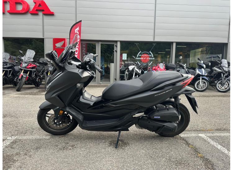 HONDA FORZA 125