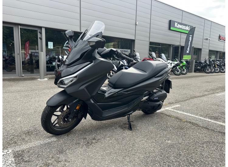 HONDA FORZA 125