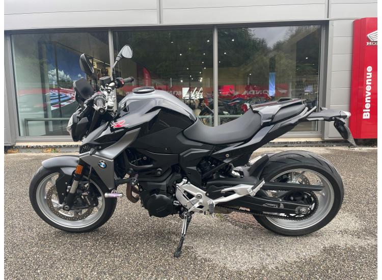 BMW F900 R