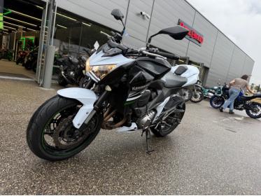 KAWASAKI Z800