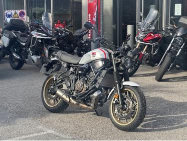 YAMAHA XSR 700
