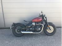 Triumph bobber Bonneville