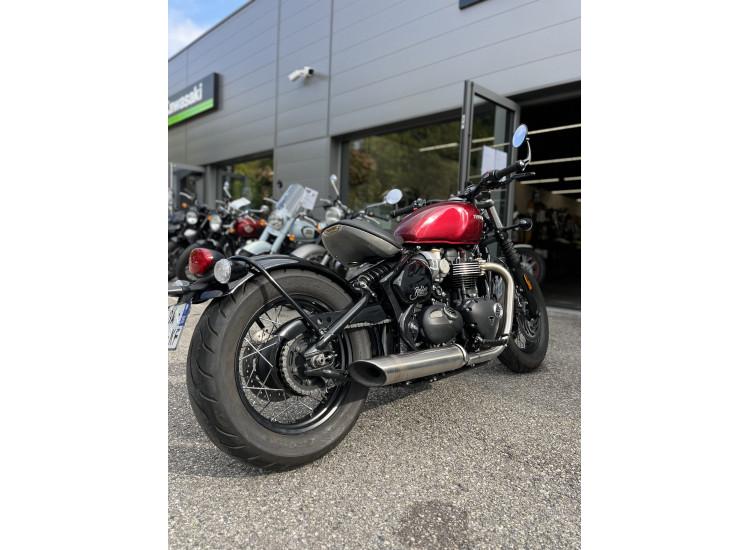 Triumph bobber Bonneville