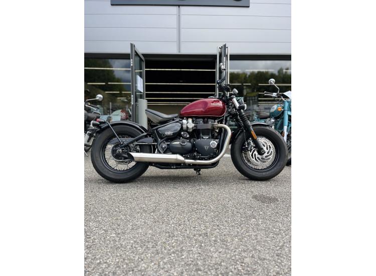 Triumph bobber Bonneville