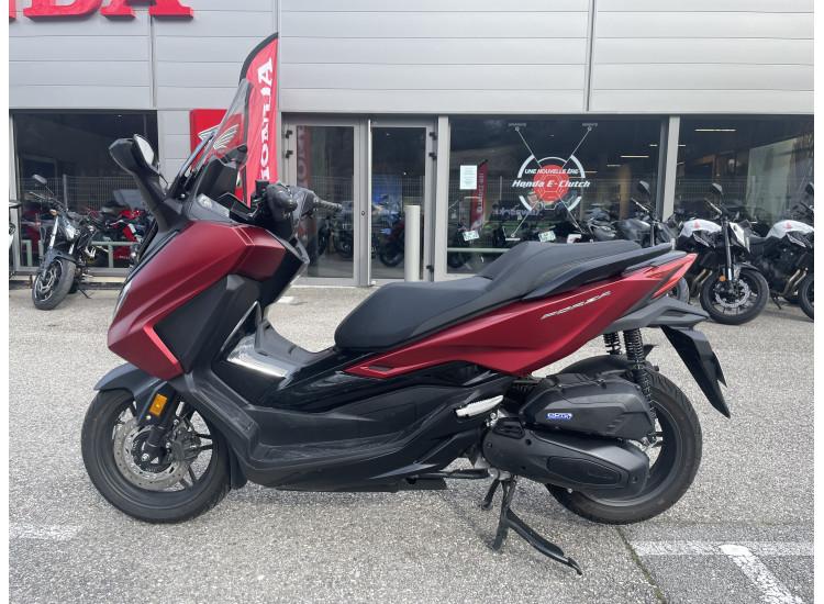 HONDA FORZA 125