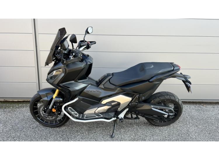 HONDA ADV 750