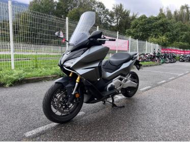 HONDA FORZA 750