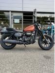 HYOSUNG BOBBER 125 EVO