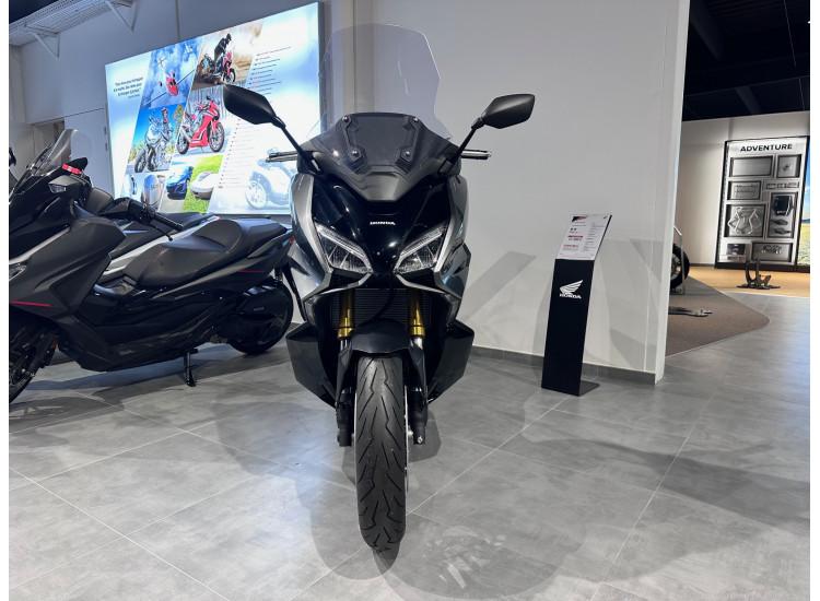 HONDA FORZA 750