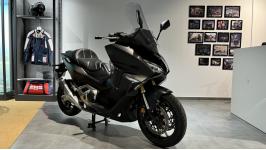 HONDA FORZA 750