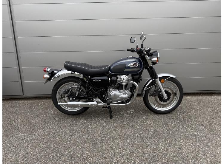 KAWASAKI W800 / W 800