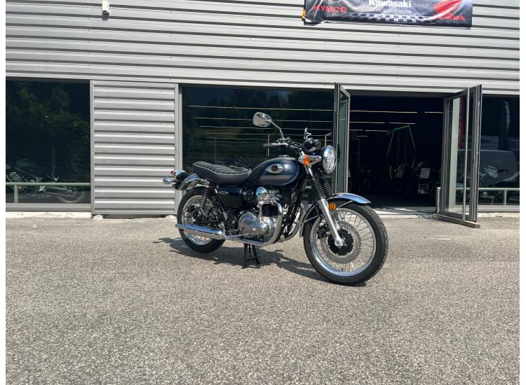 W800 / W 800