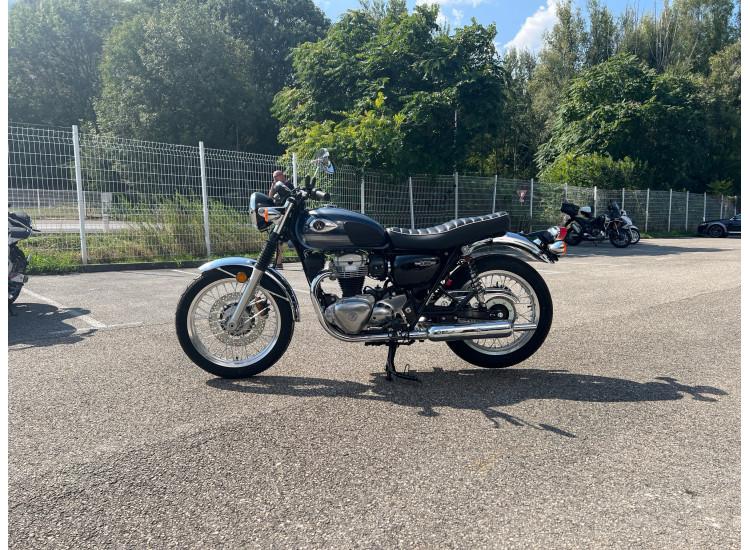 W800 / W 800
