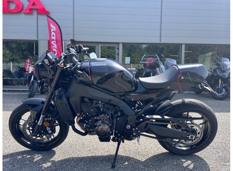 YAMAHA XSR 900